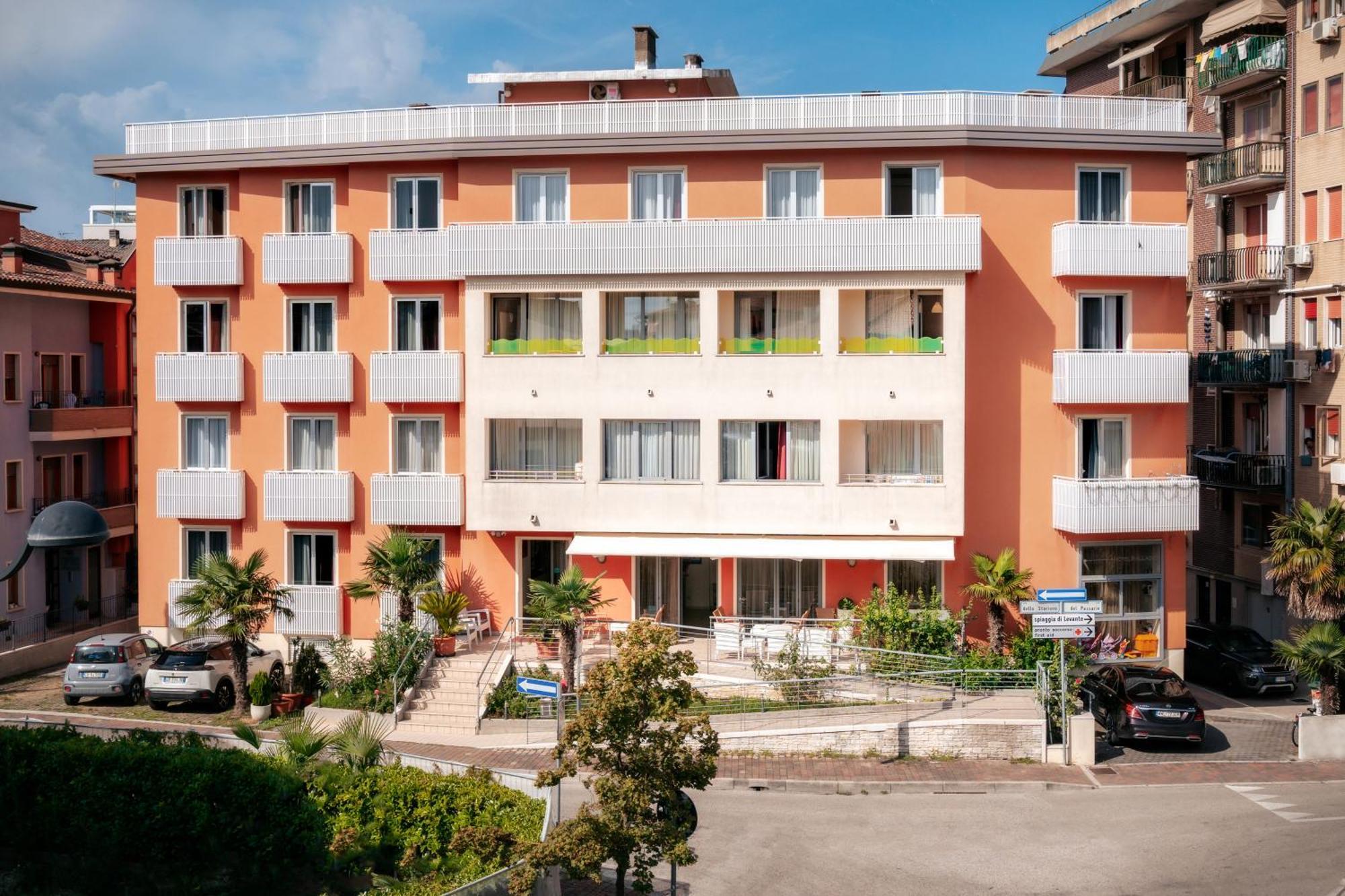 Hotel Palladio Caorle Exterior photo